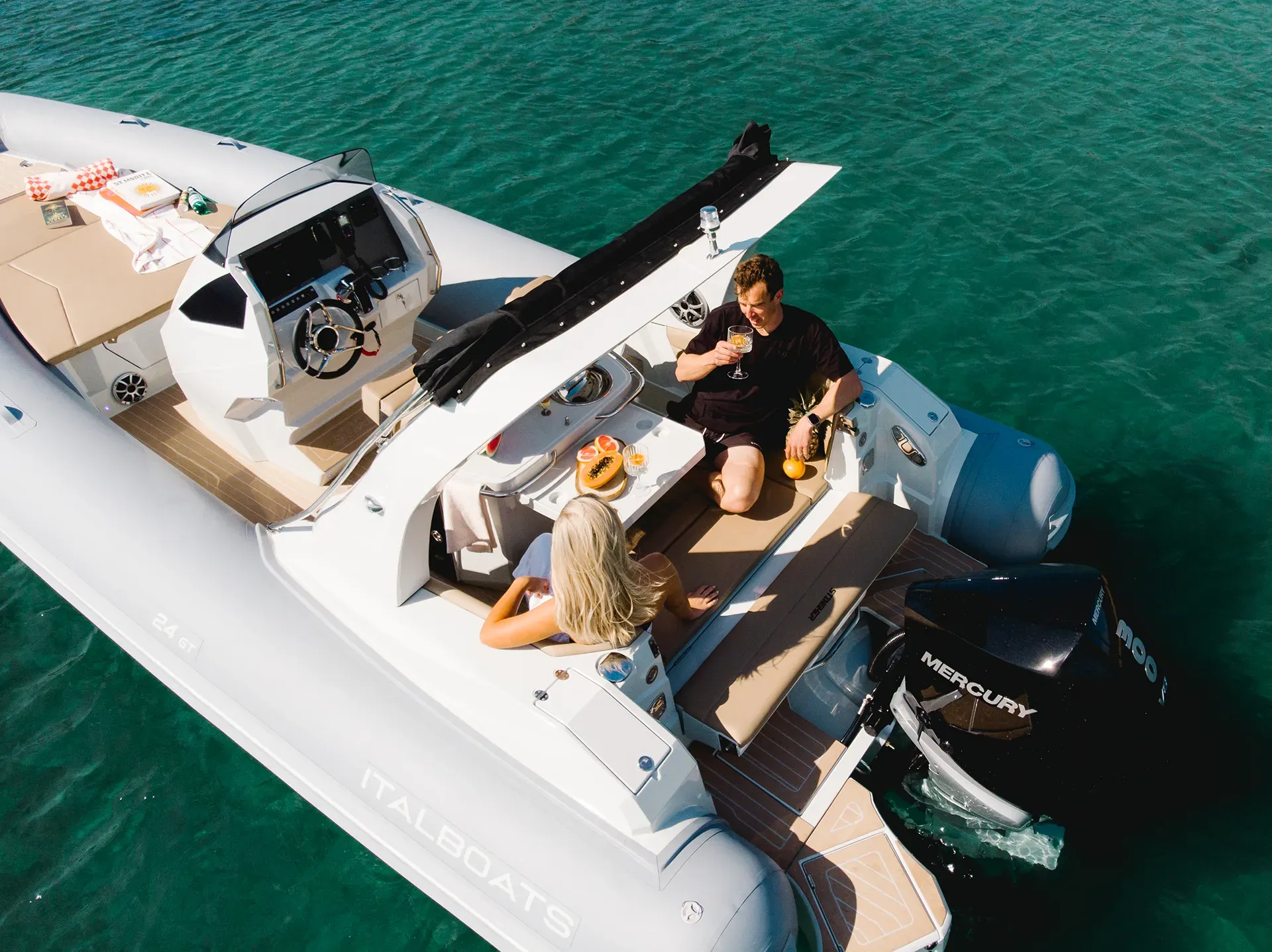 Featured image for “Alquila un barco en Altea: Todo lo que necesitas saber (Precios, rutas y mejores barcos)”