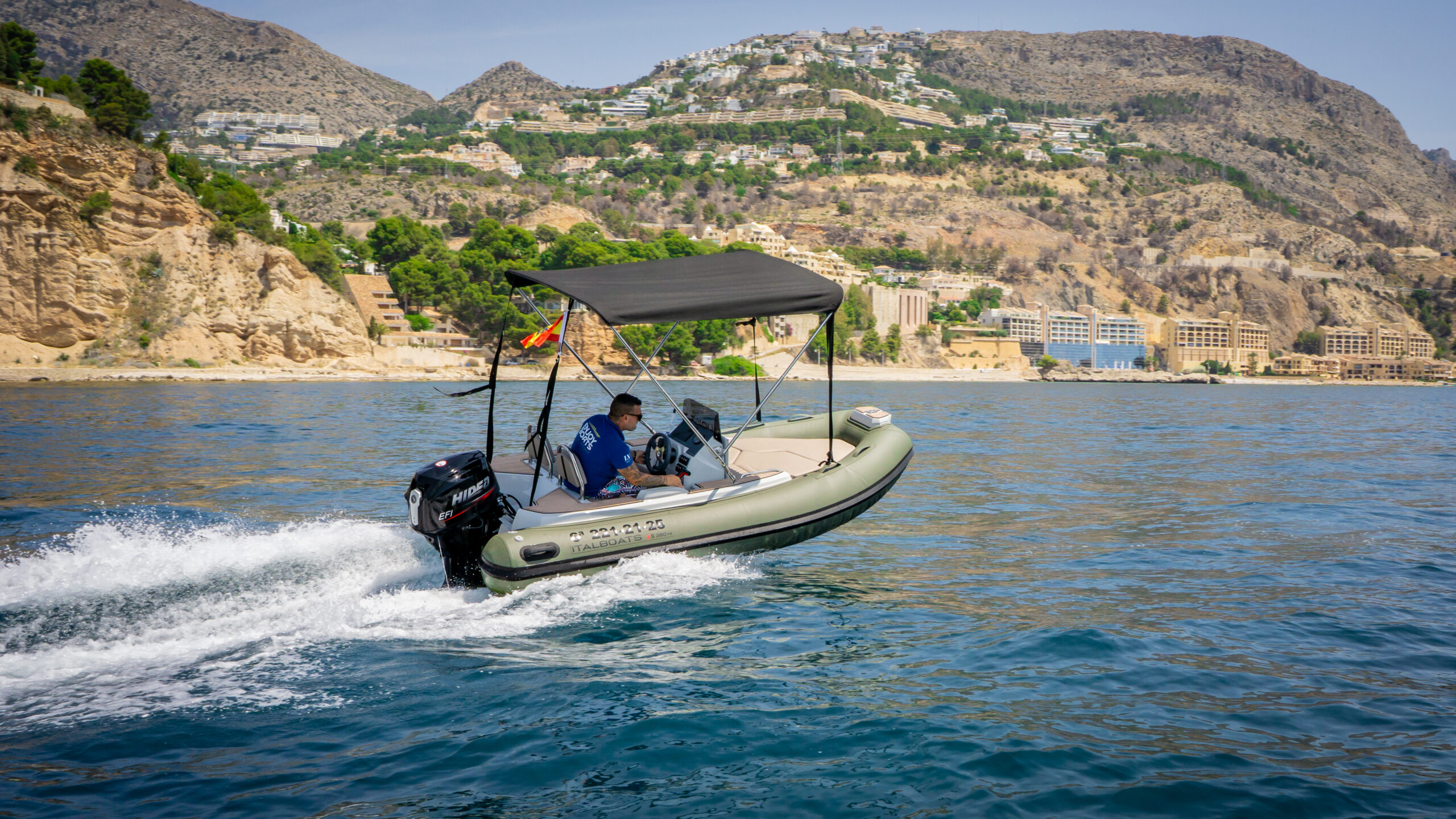 Stingher 380FR Explore Altea by boat – Rent a boat today